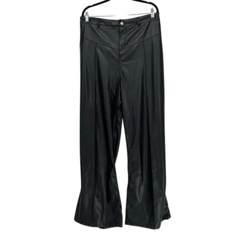 2/$30 NWT PrettyLittleThing Plus Faux Size 14 Leather Seam Detail Wide Leg Black